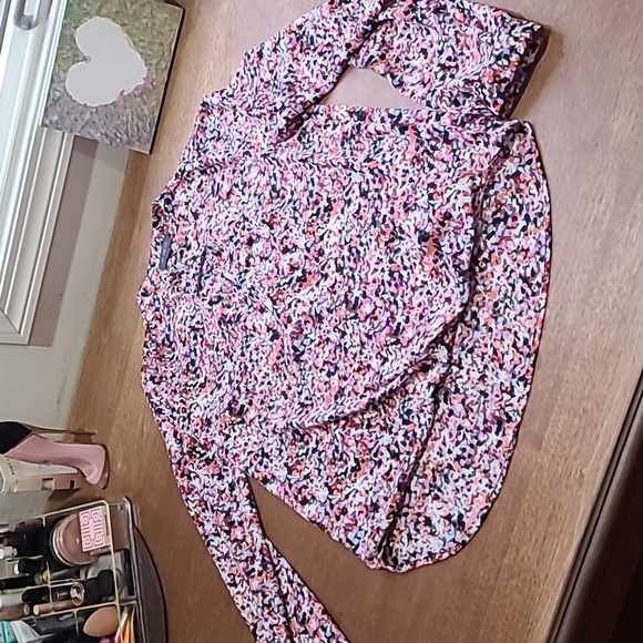 The Limited Blouse - Picture 4 of 5